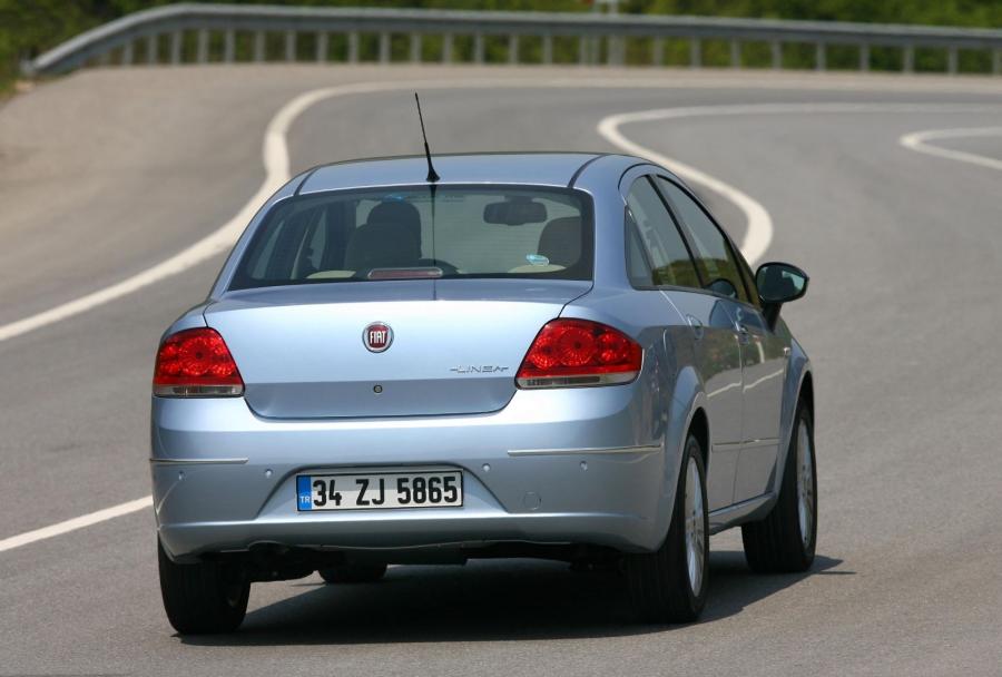  Fiat Linea 2006 года  (фото 17 из 62)